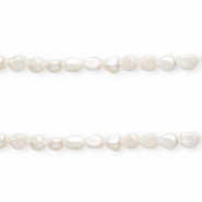 Perlas de agua dulce imperfectas nugget ovalada 10x9mm Blanco natural