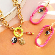 Set de inspiraciones ¿Cómo utilizar las fornituras coloreadas en tu colección de joyería?