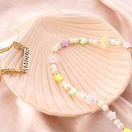 Set de inspiraciones Mezcla y combina con los abalorios con look acrílico  