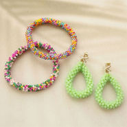 Set de inspiraciones Ponte creativa y crea pendientes faceteados  