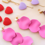 Nuevo Nuevos abalorios acrílicos y colgantes coloridos