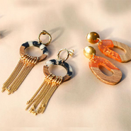 Nuevo Nuevos y bellos colgantes de madera con resina