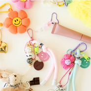 Set de inspiraciones Crea los llaveros más trendy del momento