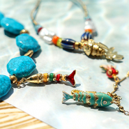 Nuevo Brillantes colgantes de latón