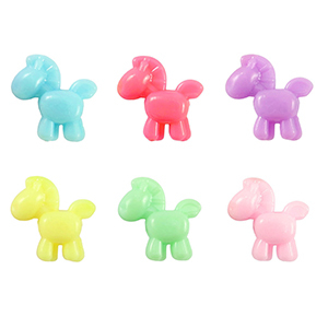 Abalorios con look acr&iacute;lico caballo Multicolor pastel