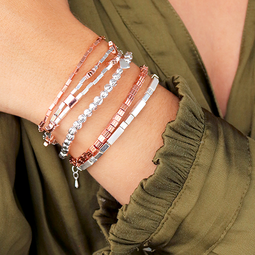  Mira todo lo que puedes hacer con las nuevos abalorios hematita aqu&iacute;: