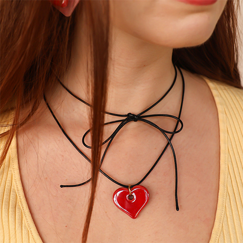 Trucos para crear joyas con abalorios de cer&aacute;mica DQ Griegos corazones