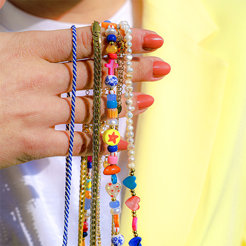 Inspiraci&oacute;n veraniega con conchas y abalorios de pol&iacute;mero