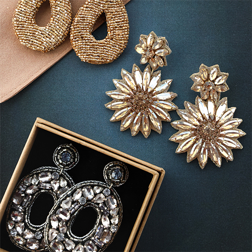 Completa tu colecci&oacute;n con pendientes hechos a mano