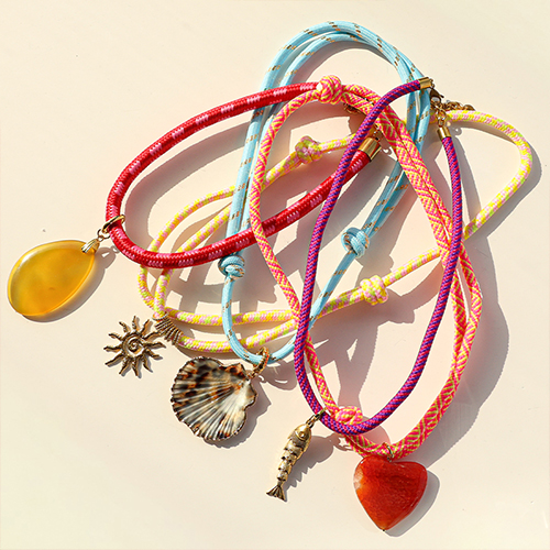 Inspiraci&oacute;n DIY con paracord colorido