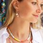 Insp&iacute;rate con estas alegres y coloridas joyas de estilo wanderlust