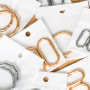 Crea joyas statement con cierres grandes y llamativos 