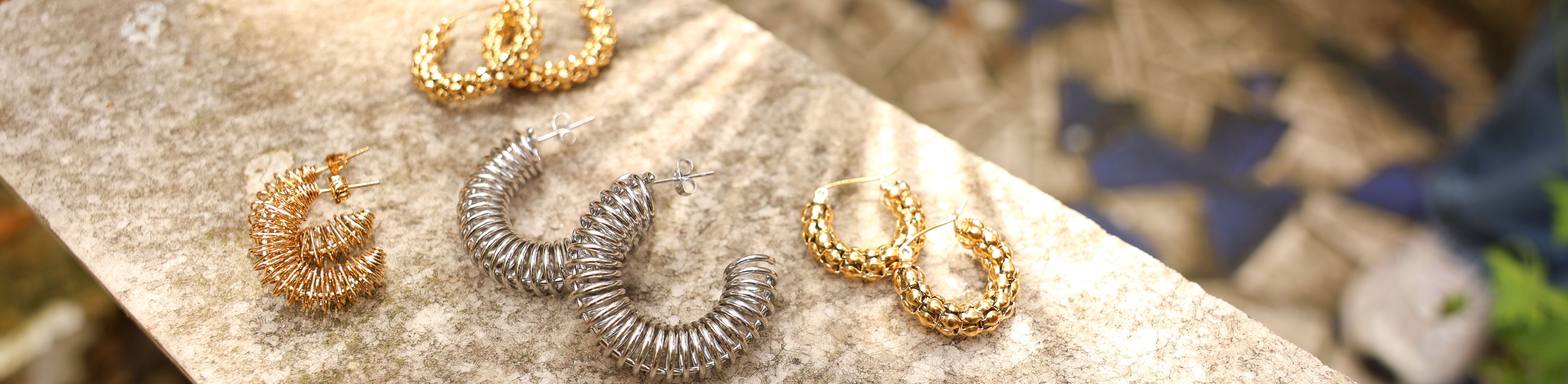 &iexcl;Ordena! La nueva serie de pendientes de acero inoxidable