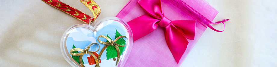 Reci&eacute;n llegado: bolsos de organza y adornos decorativos